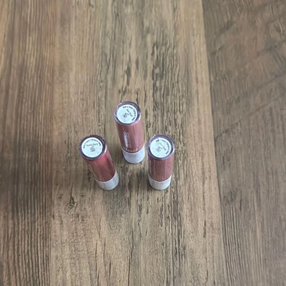 Luxurious Pop Permanent Pout Lipstick Set of 3